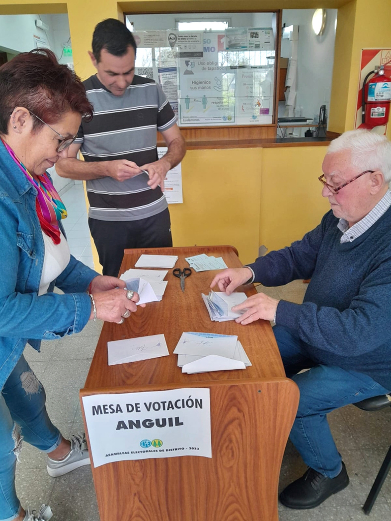 2023 09 23 Elecciones Anguil