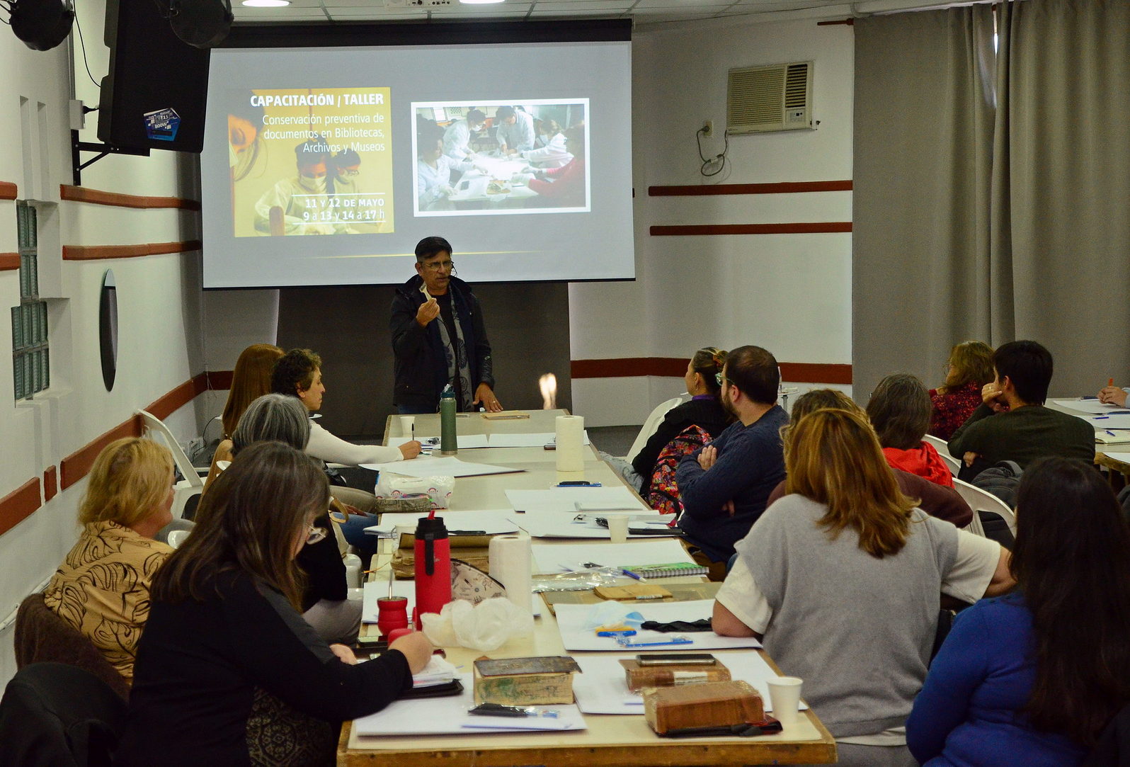 2026 05 11 Taller Conservacion Documentos 01
